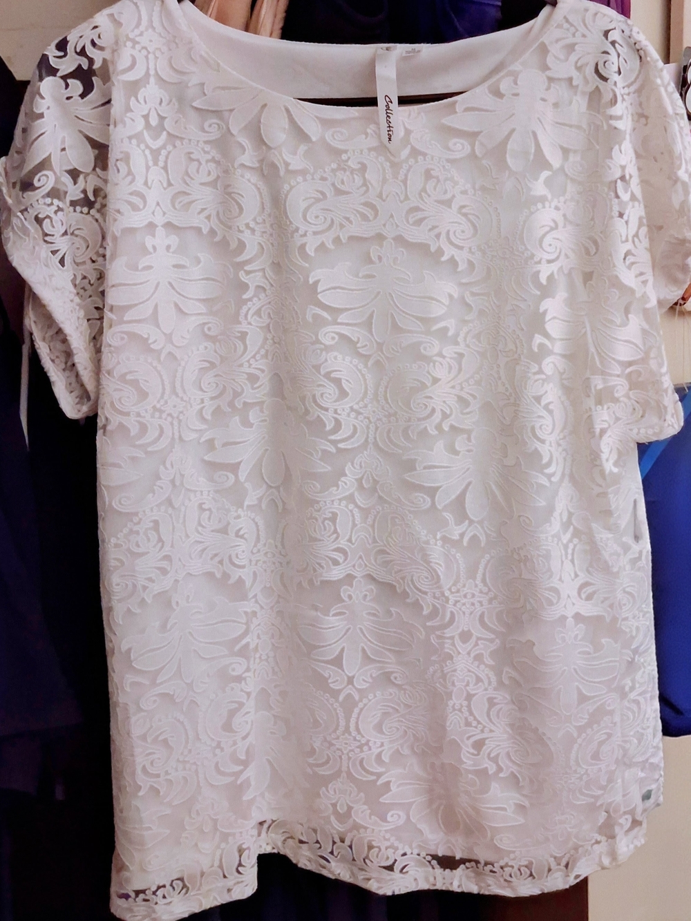 Ladies White Lace Blouse Size Medium